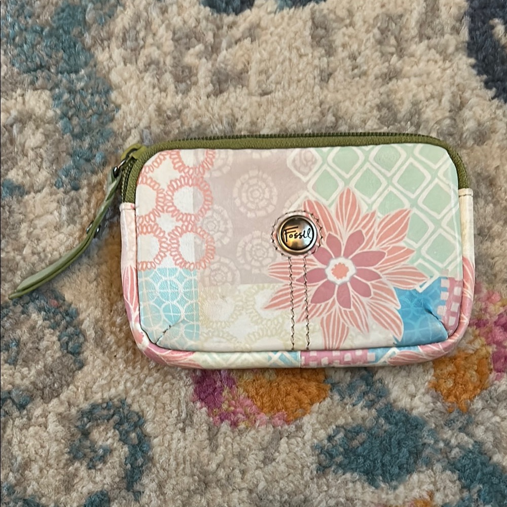 Fossil Pastel Patchwork Zipper Wallet With Key Ri… - image 1